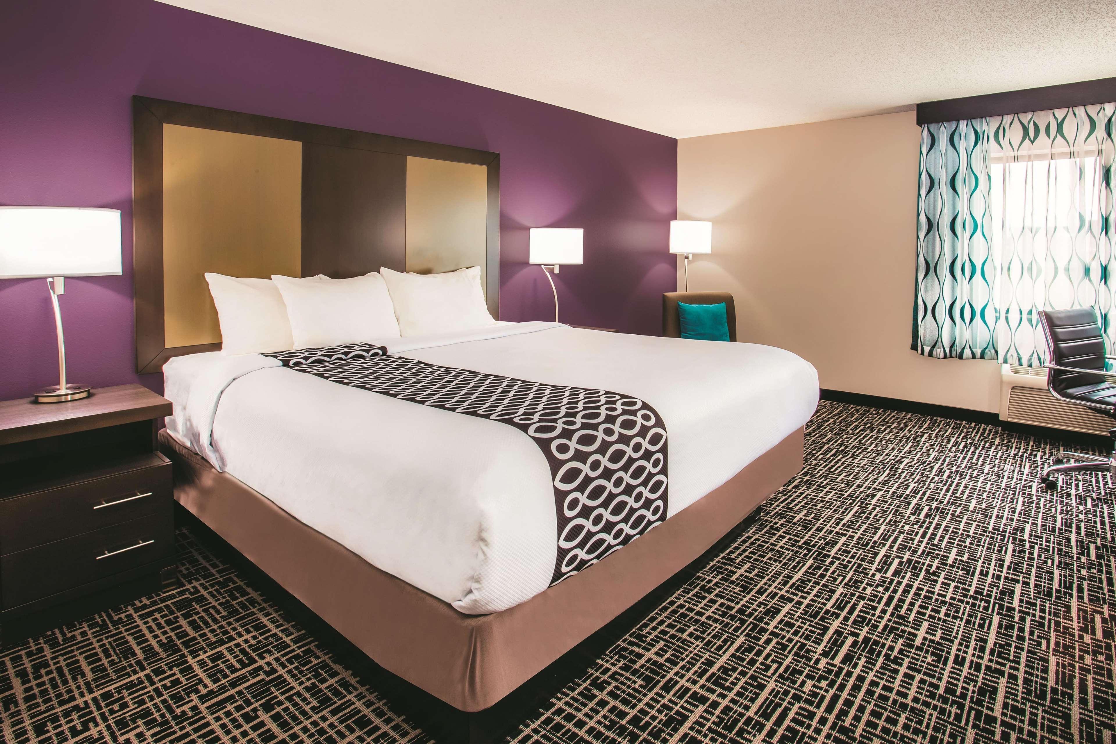 La Quinta By Wyndham Cincinnati Ne - Hotel Mason