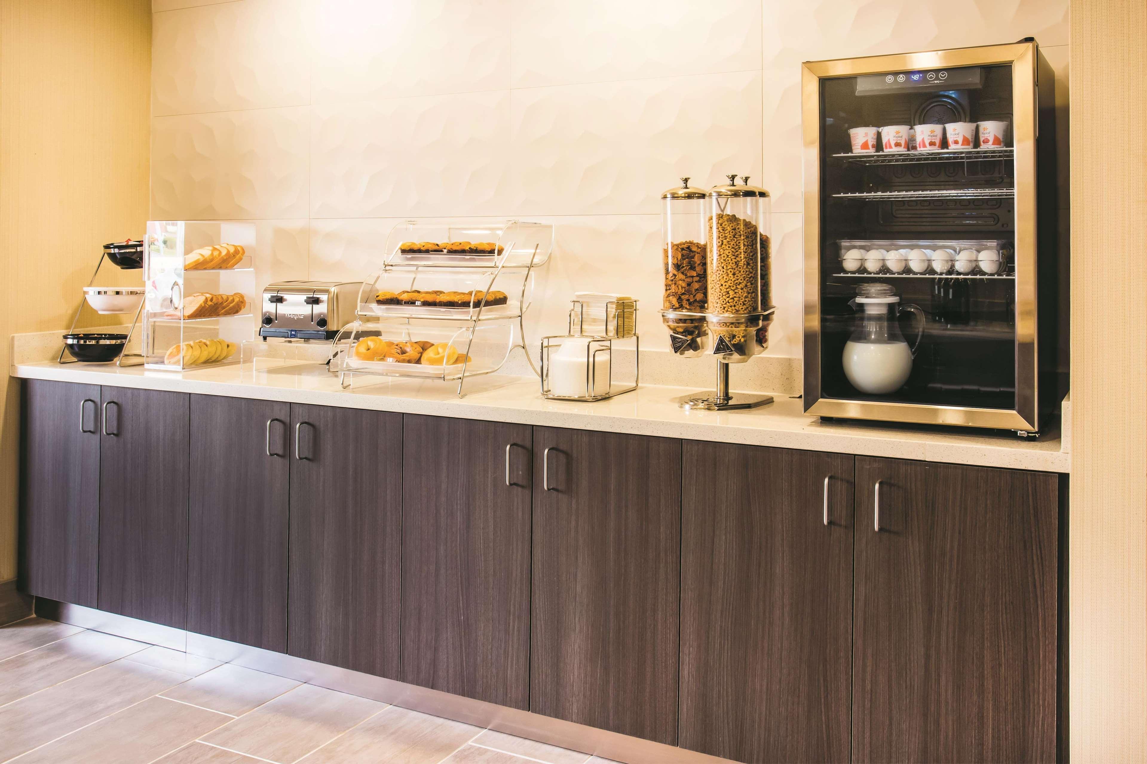La Quinta By Wyndham Cincinnati Ne - Mason