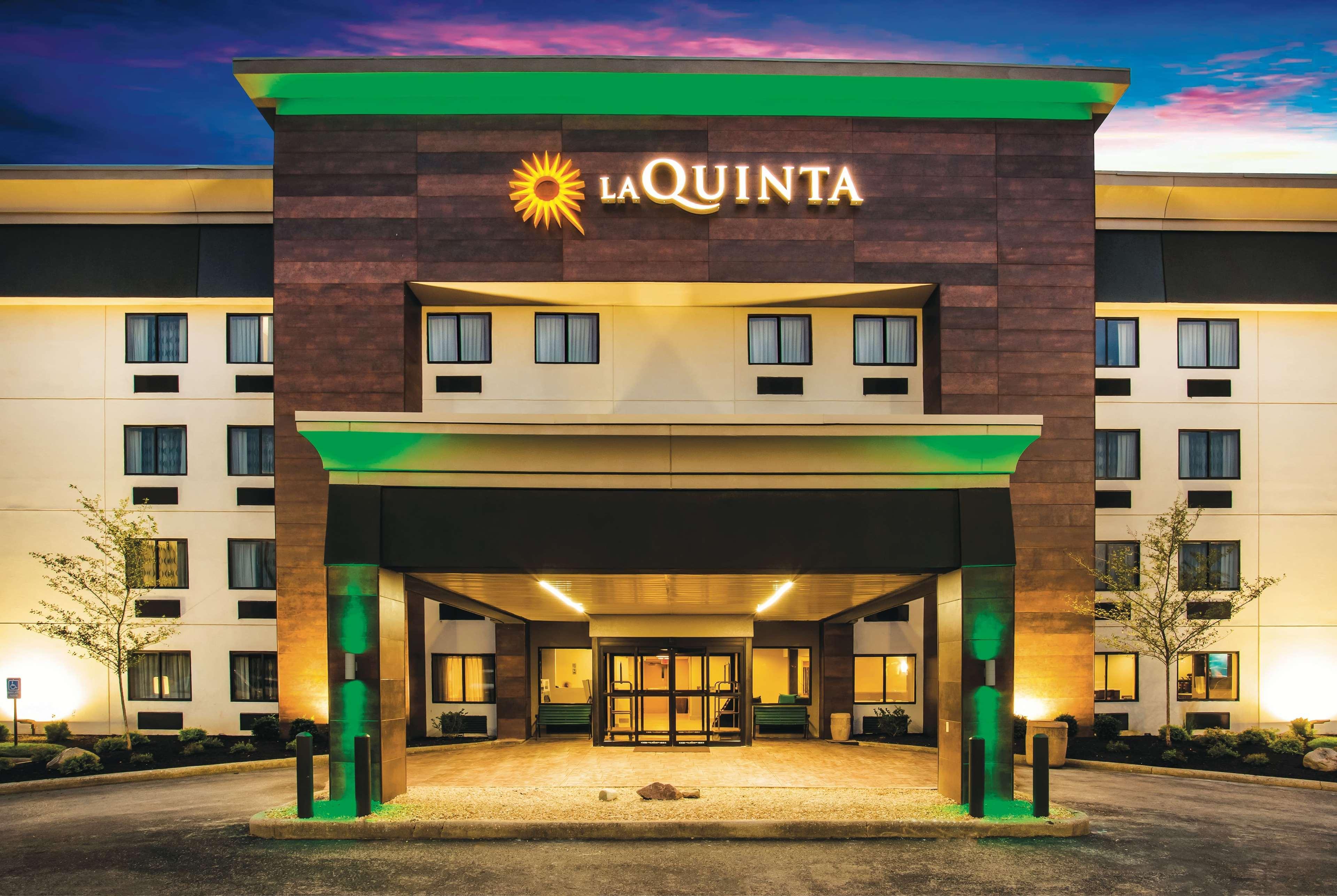 La Quinta By Wyndham Cincinnati Ne - Hotel 3*